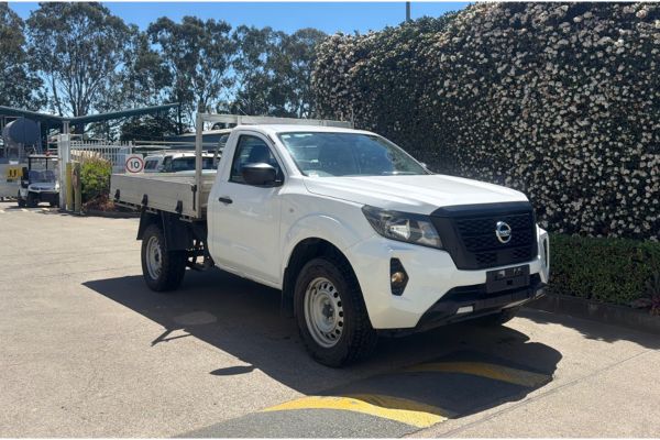 2021 Nissan Navara SL D23 Rear Wheel Drive image