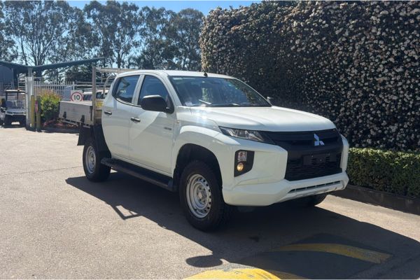 2023 Mitsubishi Triton GLX MR 4X4 image