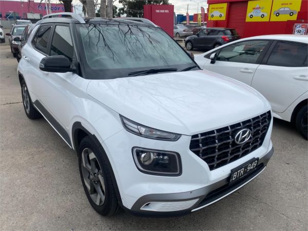 2021 HYUNDAI VENUE 4D WAGON QX.V4 MY22 ELITE (BLACK) TWO-TONE ROOF image