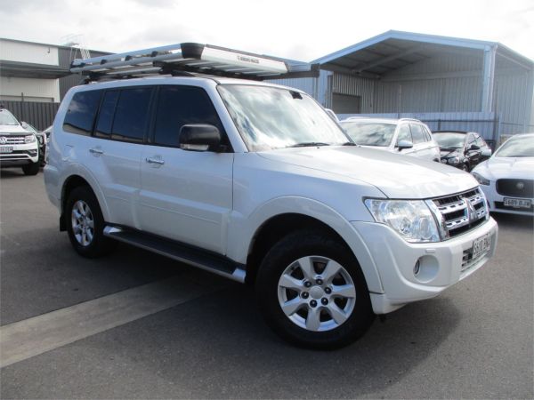 2011 Mitsubishi Pajero Wagon NW MY12 Platinum image
