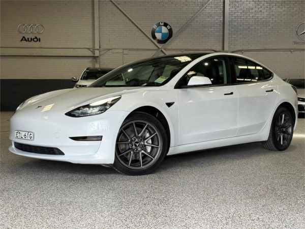 2022 Tesla Model 3 MY22 Rear-Wheel Drive image