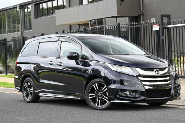 2016 Honda Odyssey Minivan RC4 Hybrid Absolute Honda Sensing EX Pack image