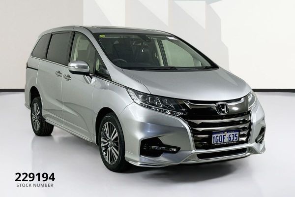 2018 Honda ODYSSEY VTi-L RC MY18