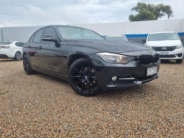 2012 BMW 3 Series Sedan F30 320d image