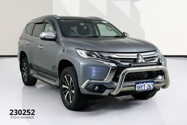 2017 Mitsubishi PAJERO SPORT GLS (4x4) 7 SEAT MY17 image