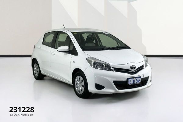 2013 Toyota YARIS YR NCP130R