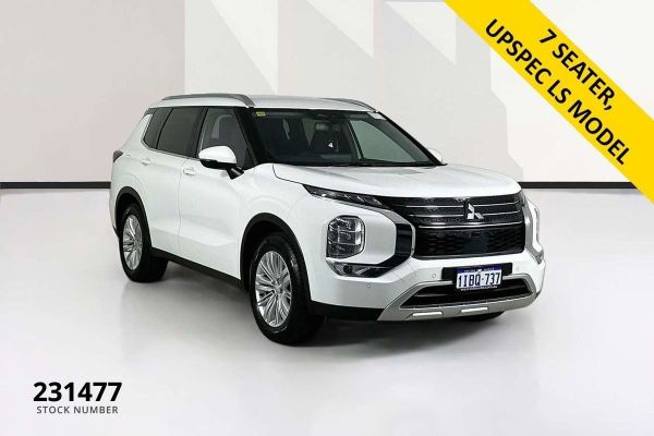 2023 Mitsubishi Outlander ZM LS