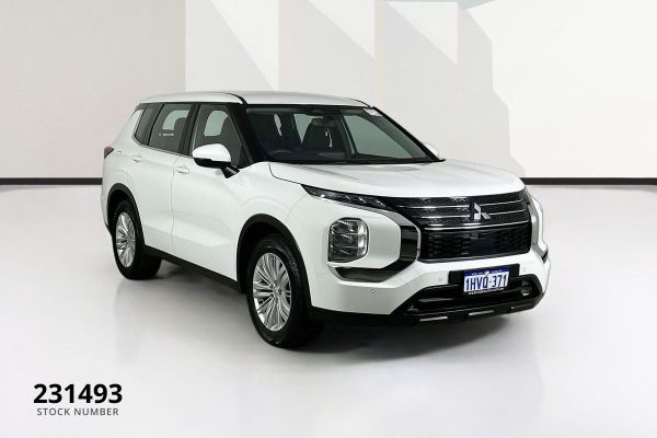 2023 Mitsubishi Outlander ZM ES