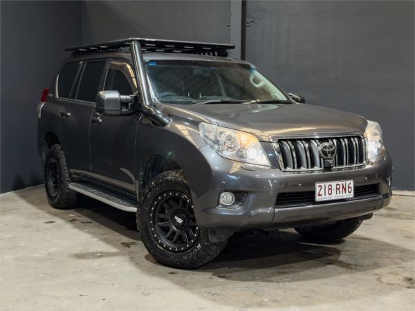 2013 TOYOTA LANDCRUISER 4D WAGON KDJ150R 11 UPGRADE PRADO KAKADU (4x4) image