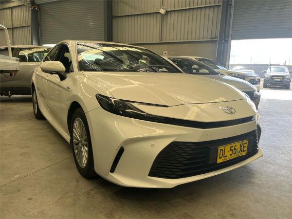 2024 Toyota Camry Sedan AXVH80R Ascent image