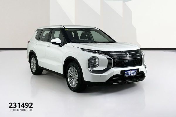 2023 Mitsubishi Outlander ZM ES
