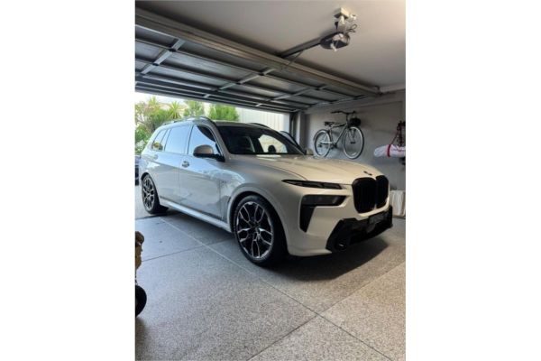 2023 BMW X7 G07 xDrive40d Design Pure Excellence image