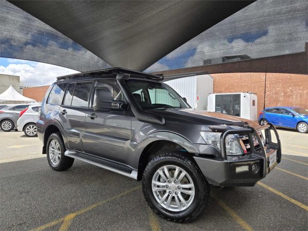 2013 Mitsubishi Pajero Wagon NW MY14 VR-X