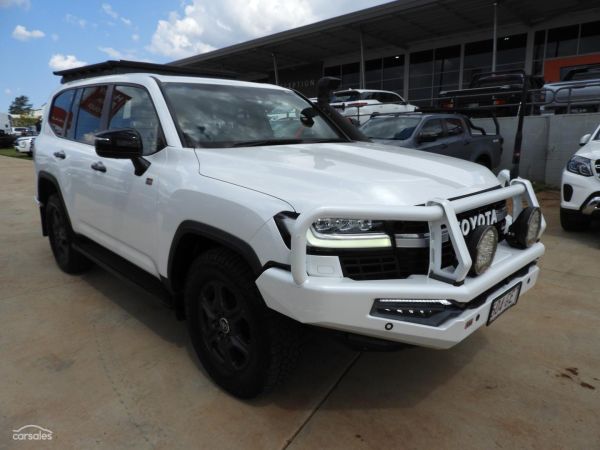 2022 Toyota Landcruiser FJA300R GR Sport