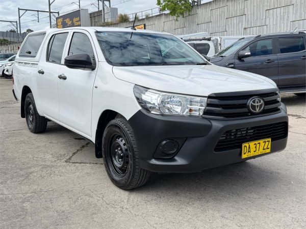 2021 Toyota Hilux TGN121R Workmate image
