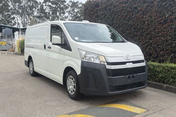 2022 Toyota Hiace GDH300R LWB image
