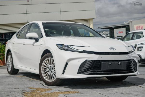 2025 Toyota Camry AXVH80R Ascent image