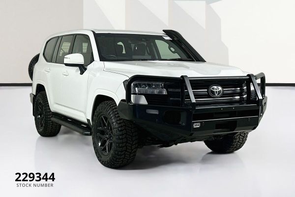 2023 Toyota Landcruiser FJA300R GX