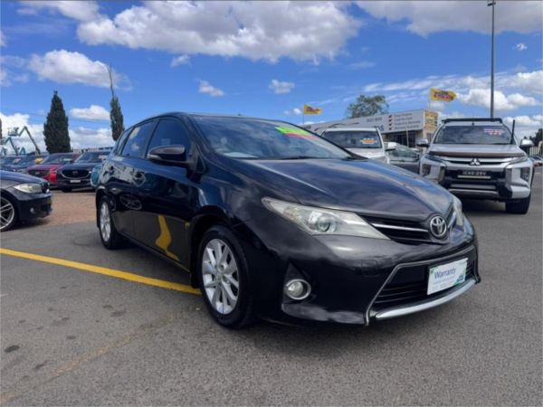 2014 Toyota Corolla Hatchback ZRE182R Ascent Sport image