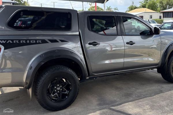 2022 Nissan Navara D23 SL