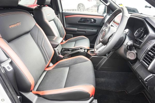 2026 Nissan Navara PRO-4X D27 Auto Super 4WD MY26 Dual Cab image