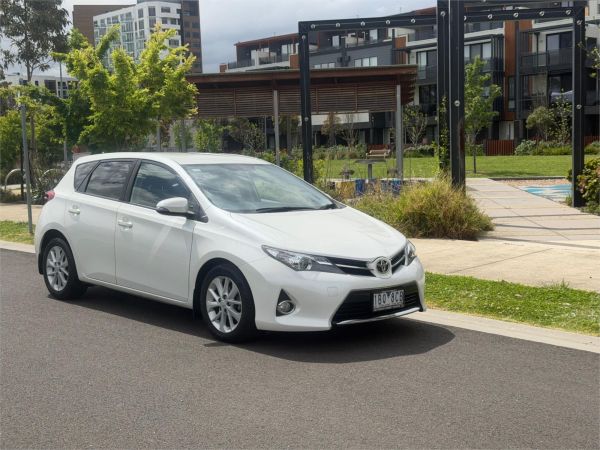 2014 TOYOTA COROLLA 5D HATCHBACK ZRE182R ASCENT SPORT image