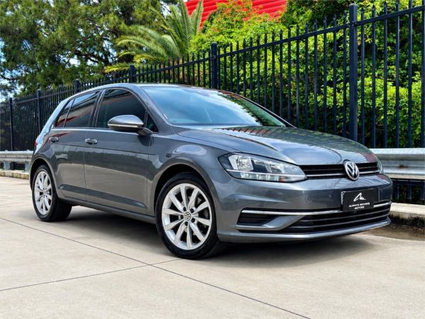 2019 Volkswagen Golf MK VII Comfortline