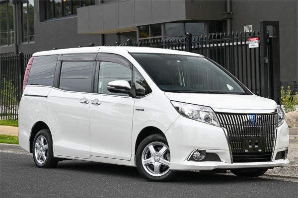 2015 Toyota Esquire Wagon ZWR80 GI Type image