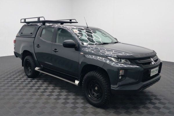2022 Mitsubishi Triton GLX+ MR 4X4 image