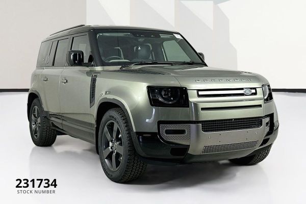 2024 Land Rover Defender L663 110 D300 X-Dynamic SE image