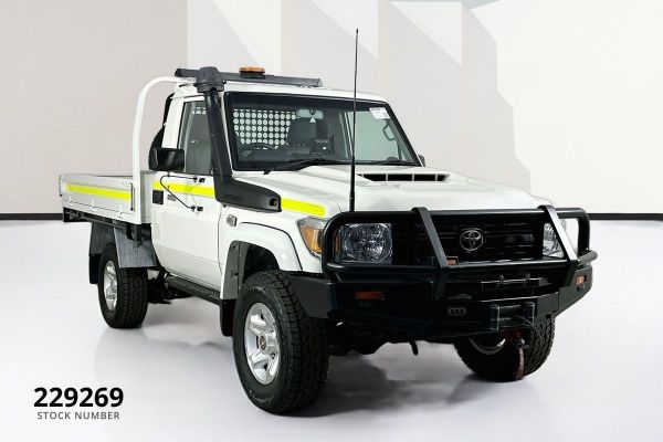 2020 Toyota Landcruiser VDJ79R GX