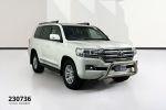 Image for 2016 Toyota LANDCRUISER SAHARA (4x4) VDJ200R MY16