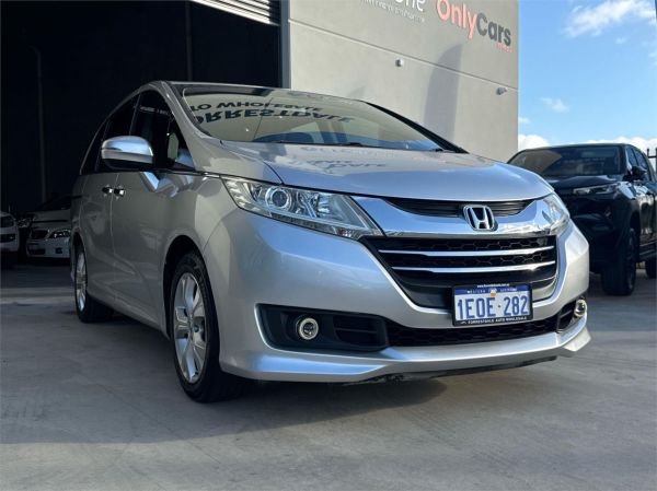 2014 Honda Odyssey Wagon RC MY14 VTi