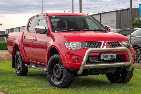 2011 MITSUBISHI TRITON DOUBLE CAB UTILITY MN MY11 GLX-R (4x4)