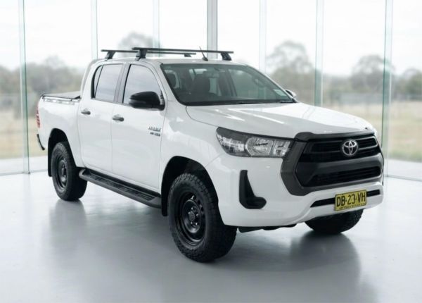 2021 TOYOTA HILUX DOUBLE CAB P/UP GUN136R FACELIFT SR HI-RIDER