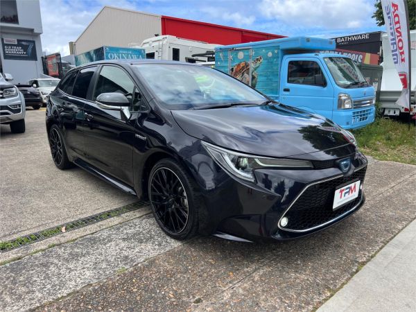 2020 Toyota Corolla Hatchback ZWE211R ZR Hybrid image