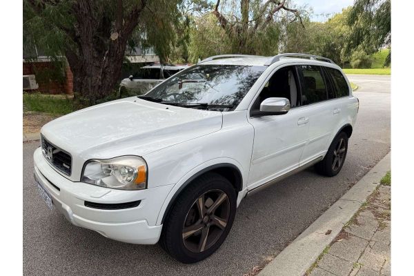 2013 Volvo XC90 D5 R-Design image
