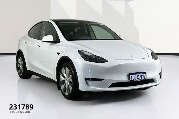 2024 Tesla Model Y  Long Range