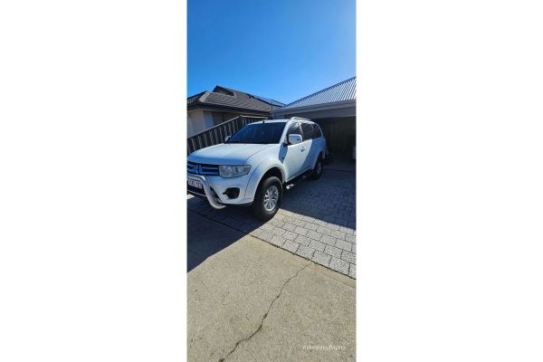 2015 Mitsubishi Challenger PC image