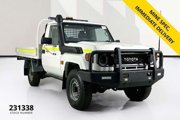 2024 Toyota Landcruiser VDJL79R Workmate image