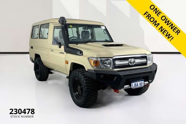 2023 Toyota Landcruiser VDJL78R GXL Troopcarrier image