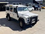 Image for 2015 Land Rover Defender Wagon 110 15MY
