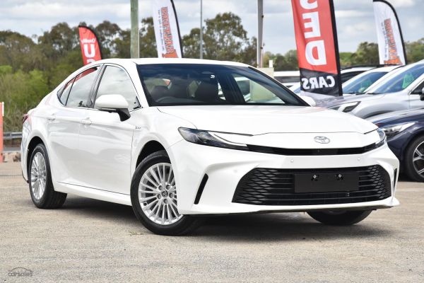 2025 Toyota Camry AXVH80R Ascent