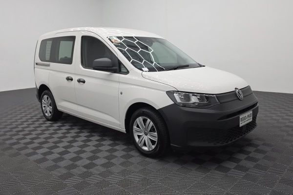 2022 Volkswagen Caddy TDI320 5 SWB image