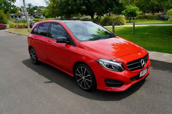 2017 Mercedes-Benz B180 246 MY17 Maroon 7 Speed Auto Direct Shift Hatchback