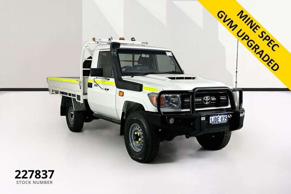 2022 Toyota Landcruiser VDJ79R Workmate image