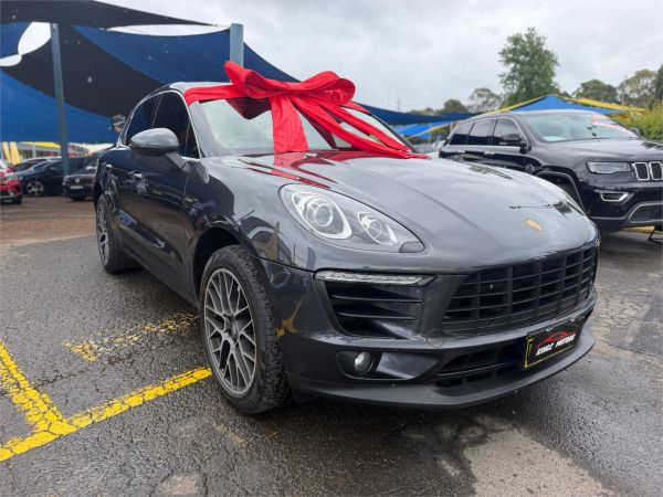 2017 Porsche Macan Wagon 95B MY17 S Diesel image