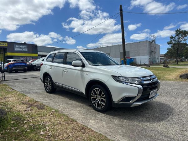 2018 Mitsubishi Outlander Wagon ZL MY18.5 ES image