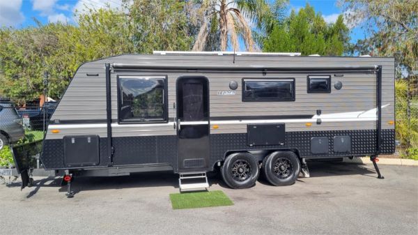 2021 Nissan Caravan * 21'6 Fam DX image