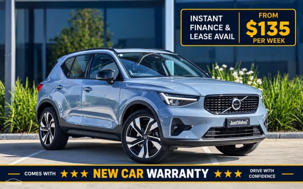 2023 Volvo XC40 Ultimate B5 Dark Auto AWD MY23